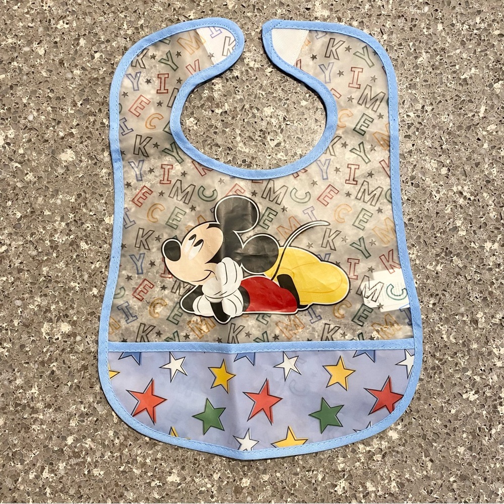 3/$10 🌸 NWOT Disney Baby Bib
